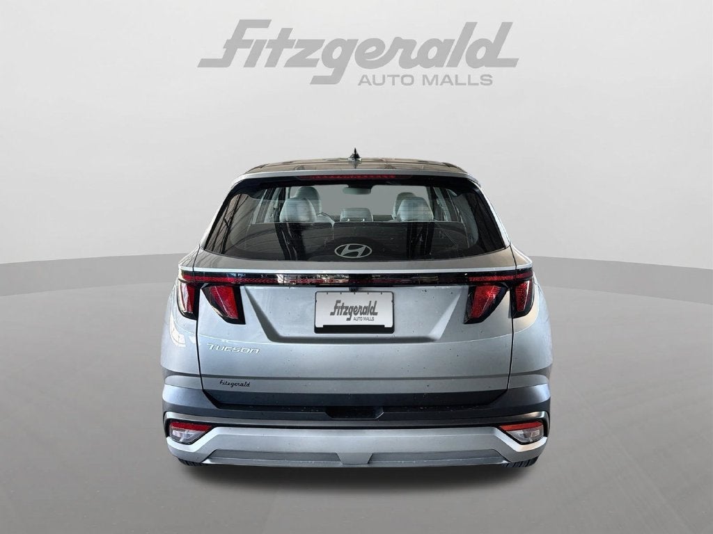 2026 Hyundai TUCSON SE FWD