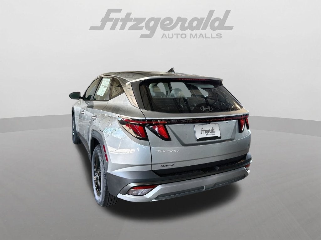 2026 Hyundai TUCSON SE FWD