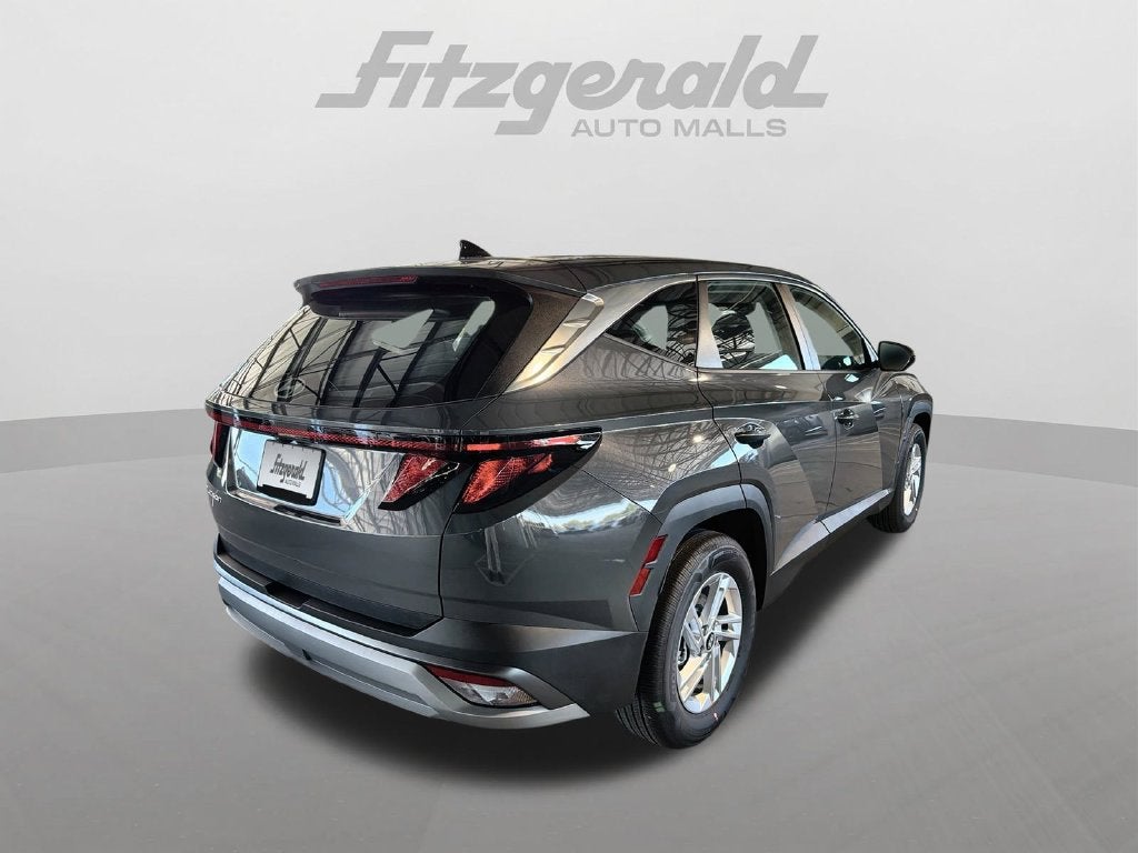 2026 Hyundai TUCSON SE FWD