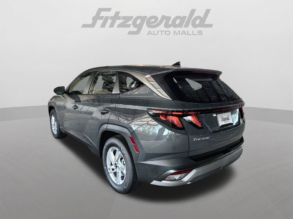 2026 Hyundai TUCSON SE FWD