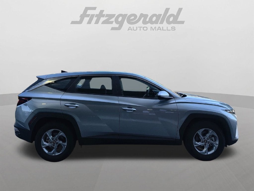 2024 Hyundai TUCSON SE