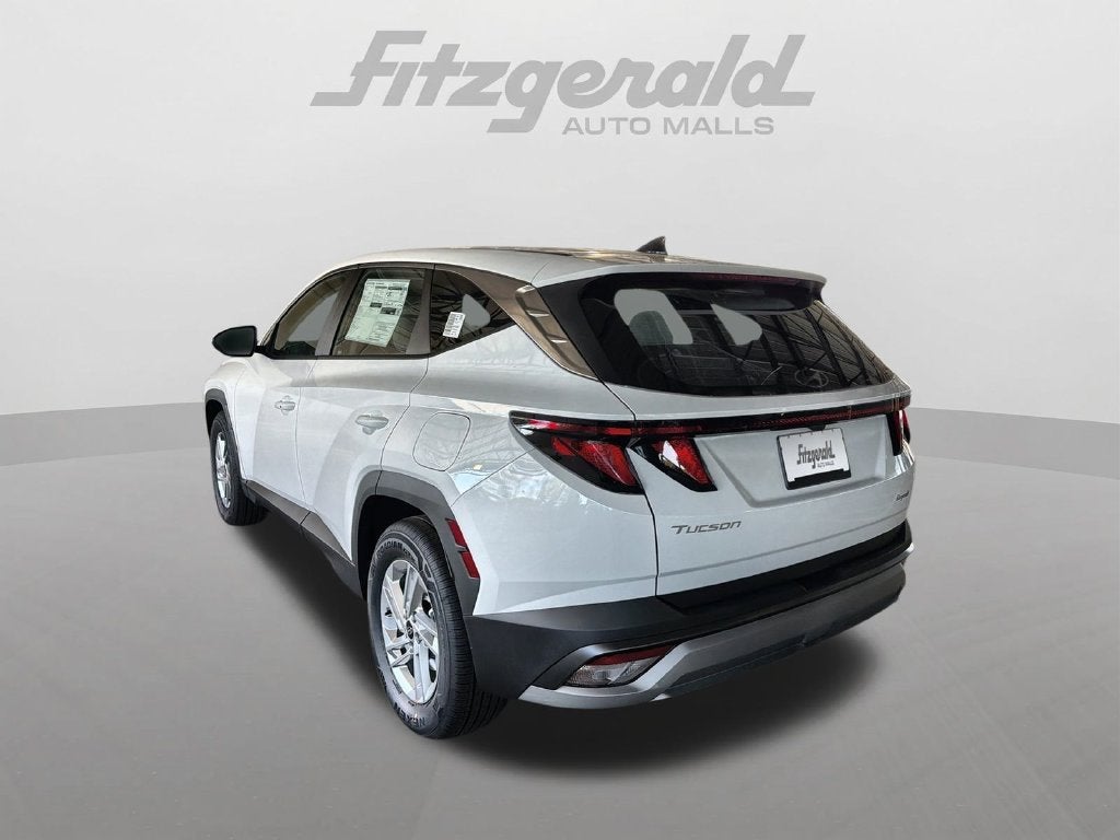 2026 Hyundai TUCSON SE FWD