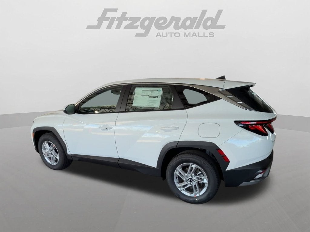 2026 Hyundai TUCSON SE FWD