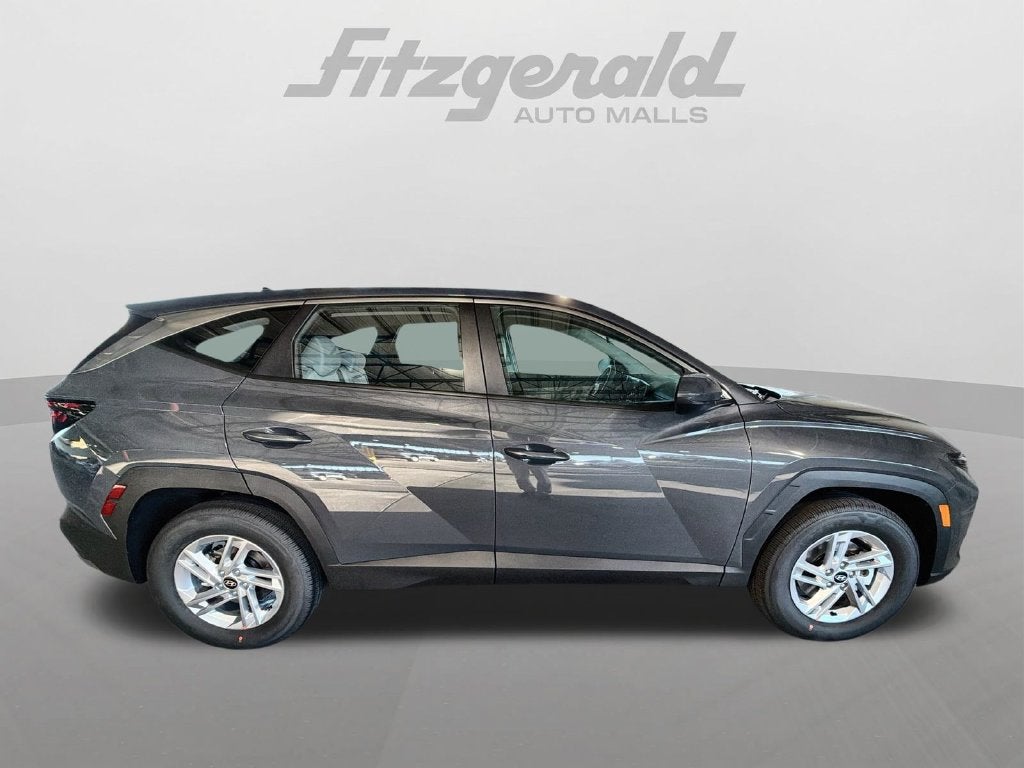 2026 Hyundai TUCSON SE FWD