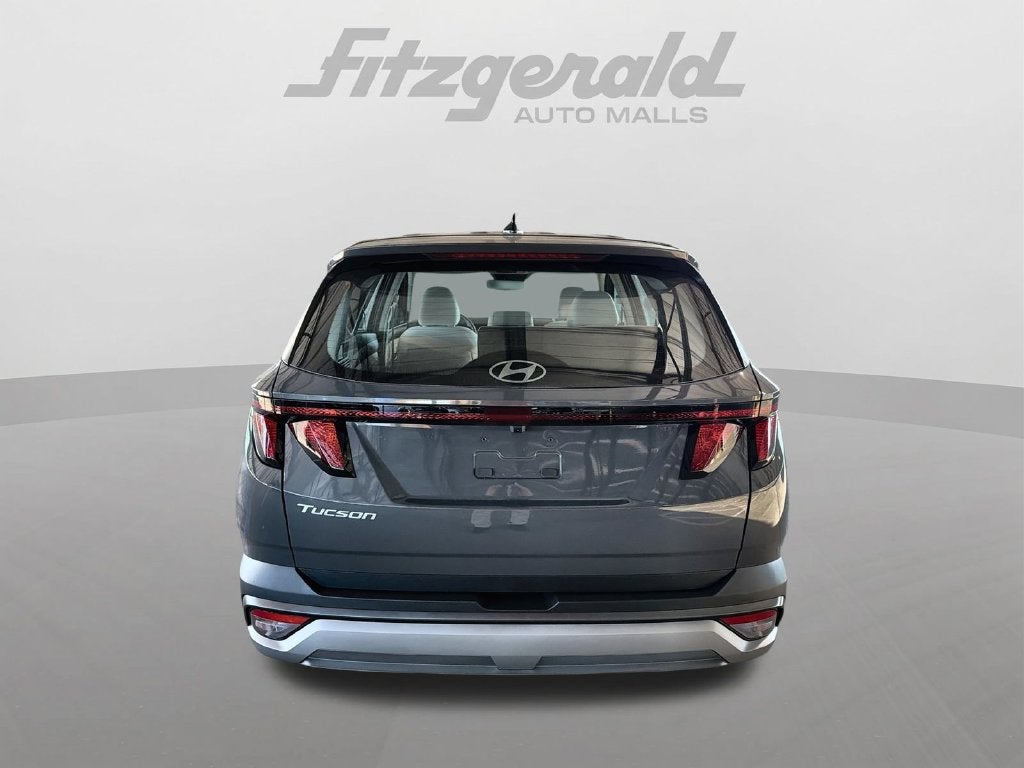 2026 Hyundai TUCSON SE FWD