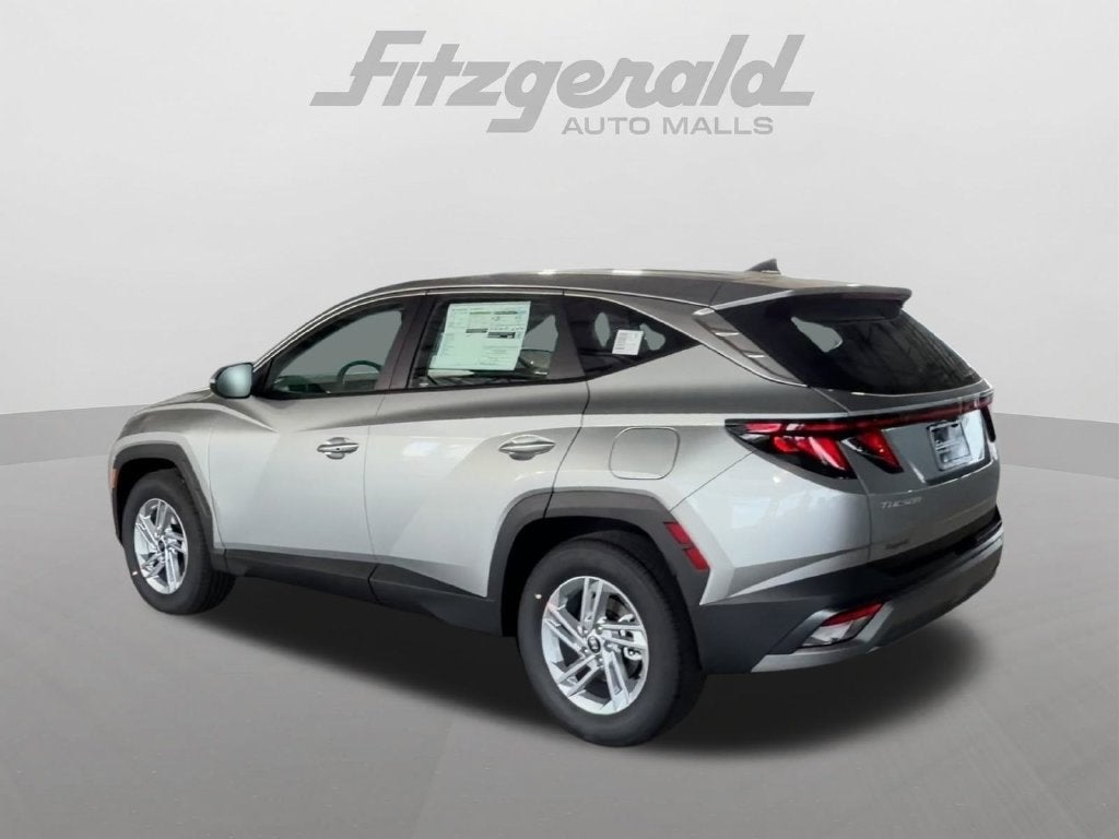 2026 Hyundai TUCSON SE FWD