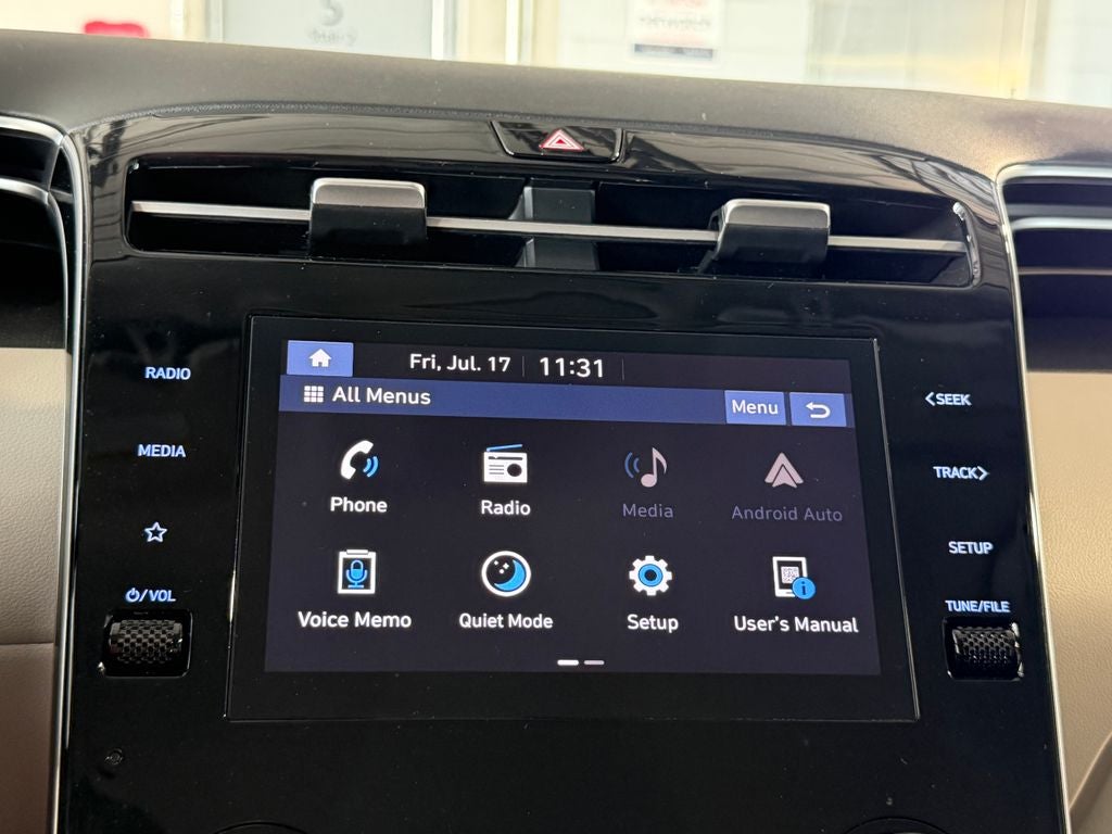 2023 Hyundai TUCSON SE