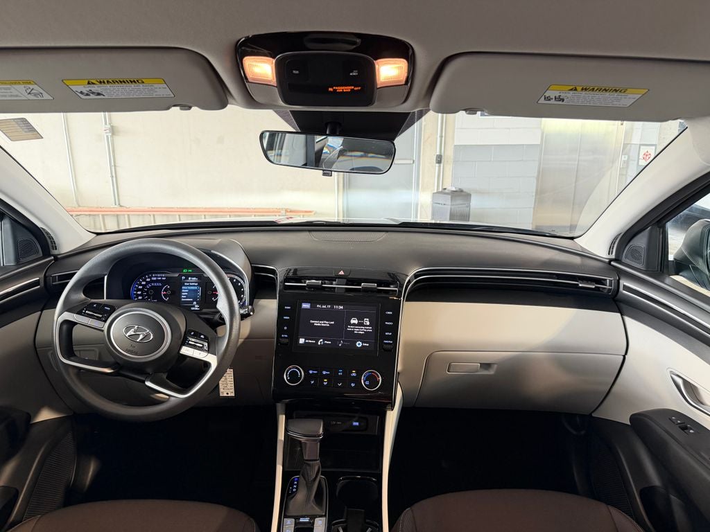 2023 Hyundai TUCSON SE