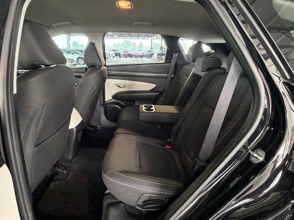 2023 Hyundai TUCSON SE