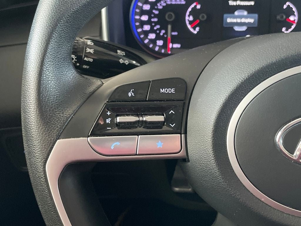 2023 Hyundai TUCSON SE