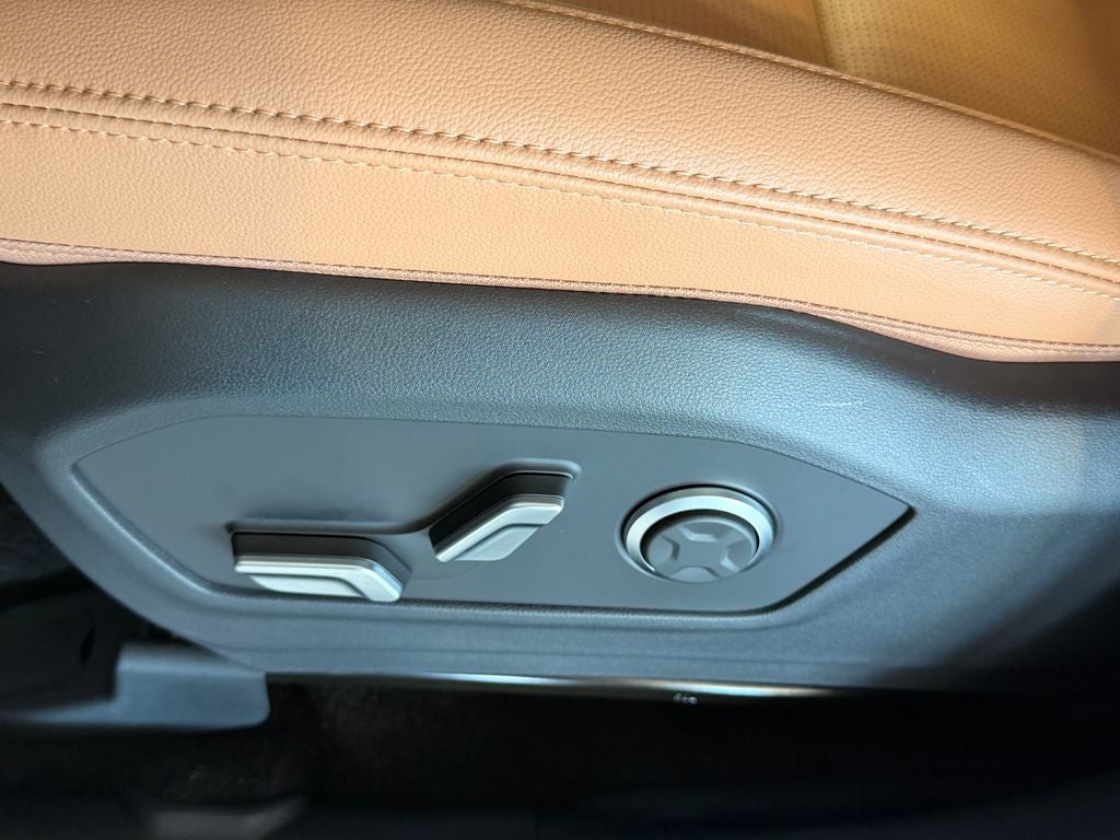 2027 Hyundai SANTA FE HYBRID Limited