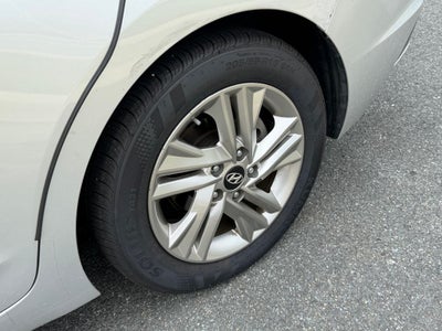 2019 Hyundai ELANTRA Value Edition