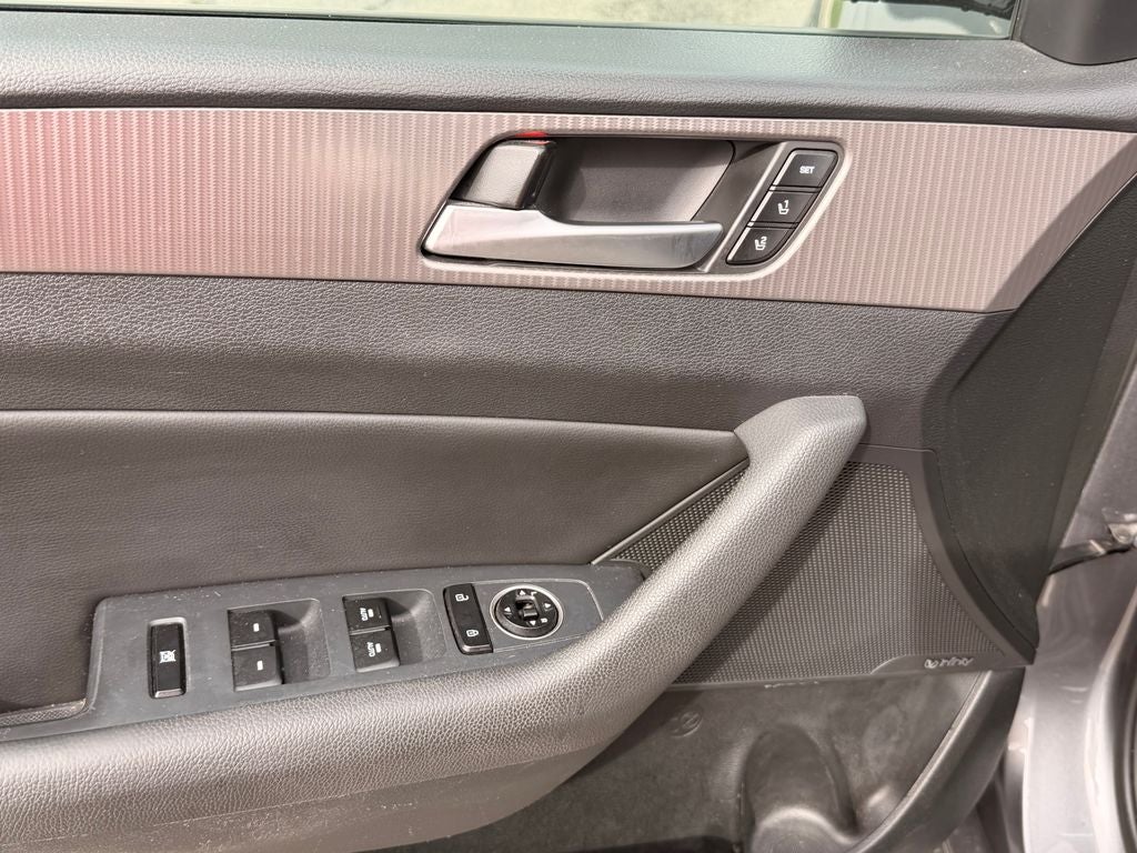 2018 Hyundai SONATA Limited