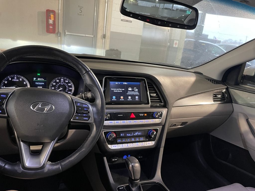 2018 Hyundai SONATA Limited