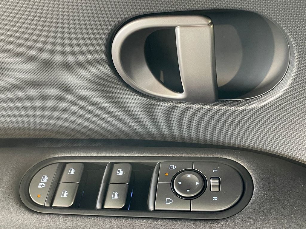 2025 Hyundai IONIQ 5 SE