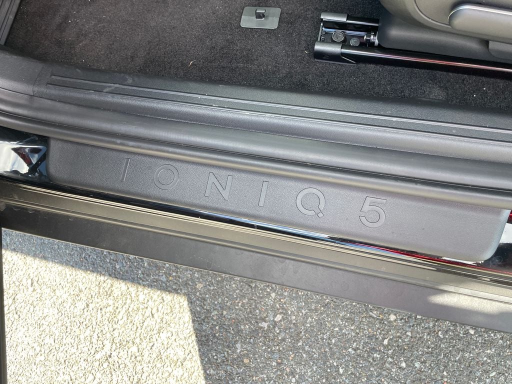 2025 Hyundai IONIQ 5 SE