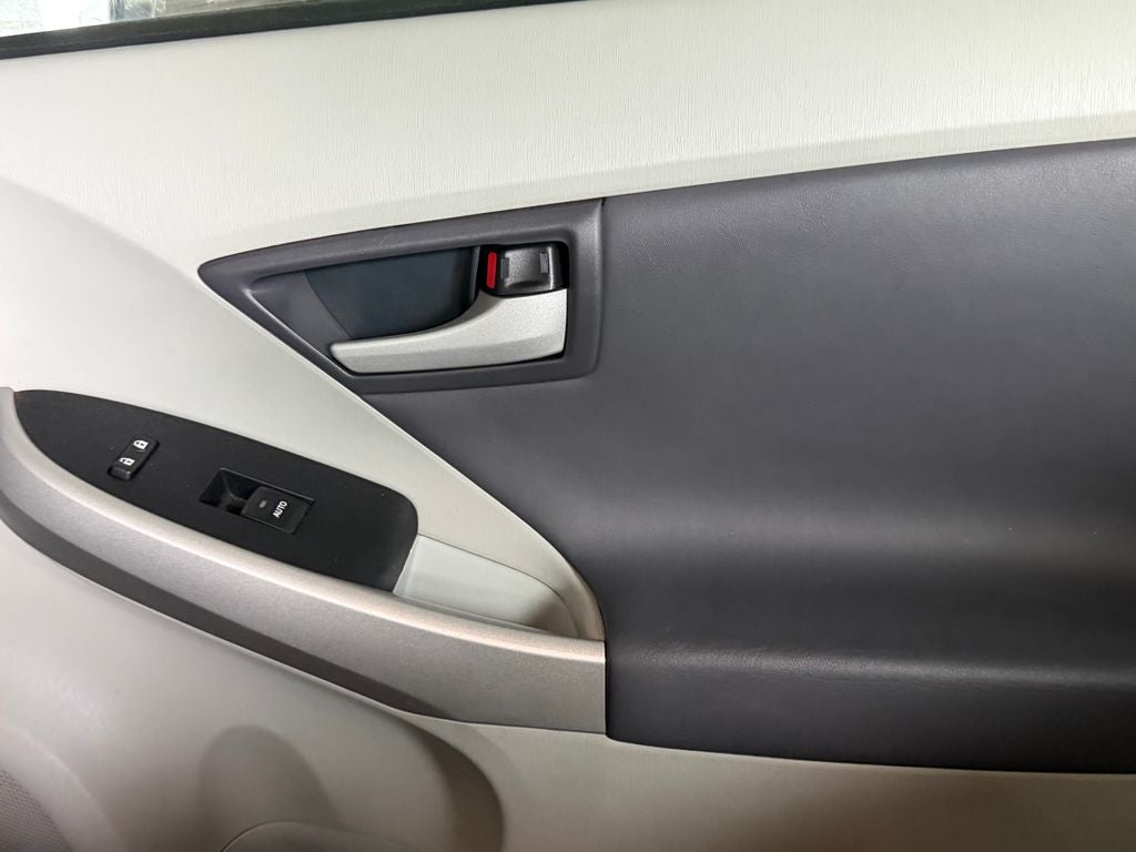 2010 Toyota Prius I