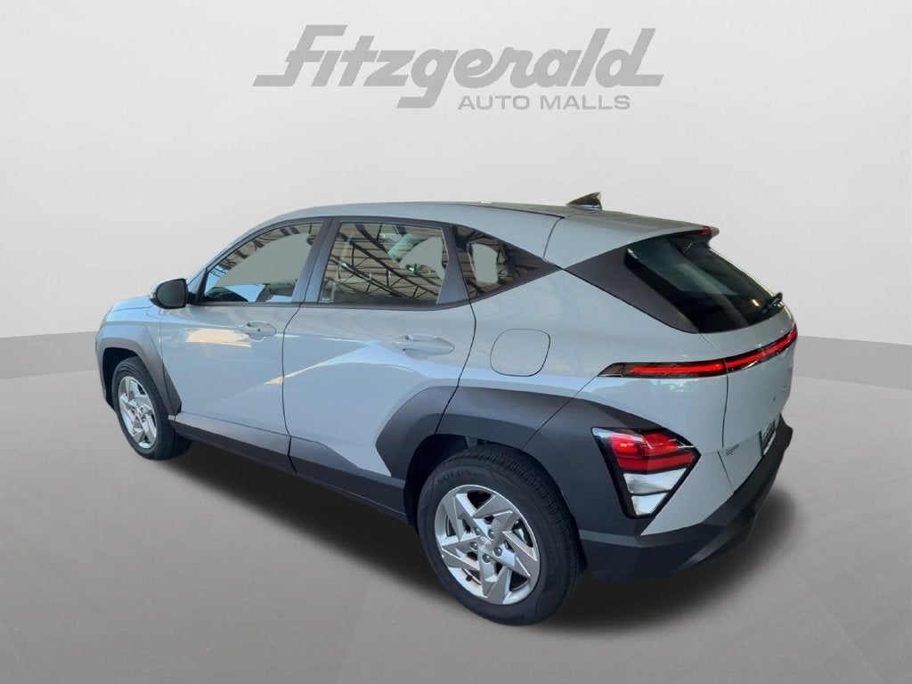 2026 Hyundai KONA SE