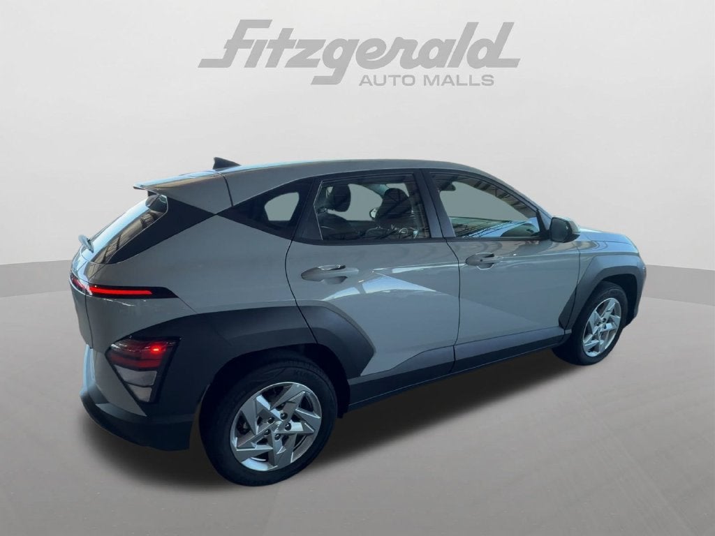 2026 Hyundai KONA SE