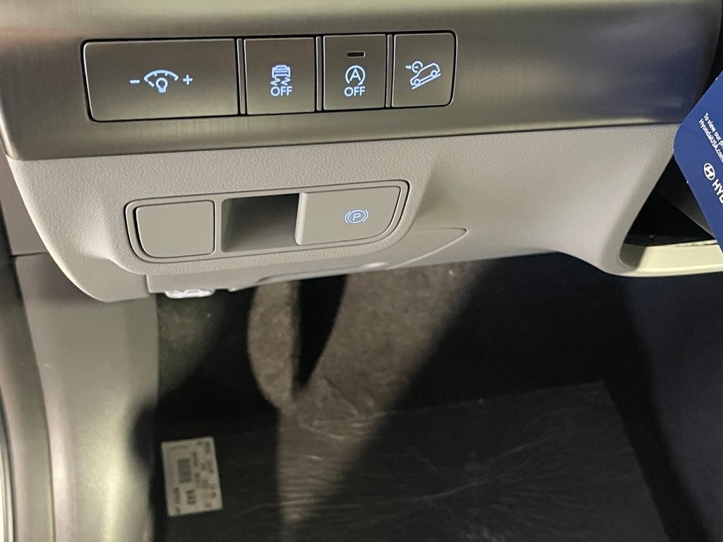 2026 Hyundai KONA SE FWD