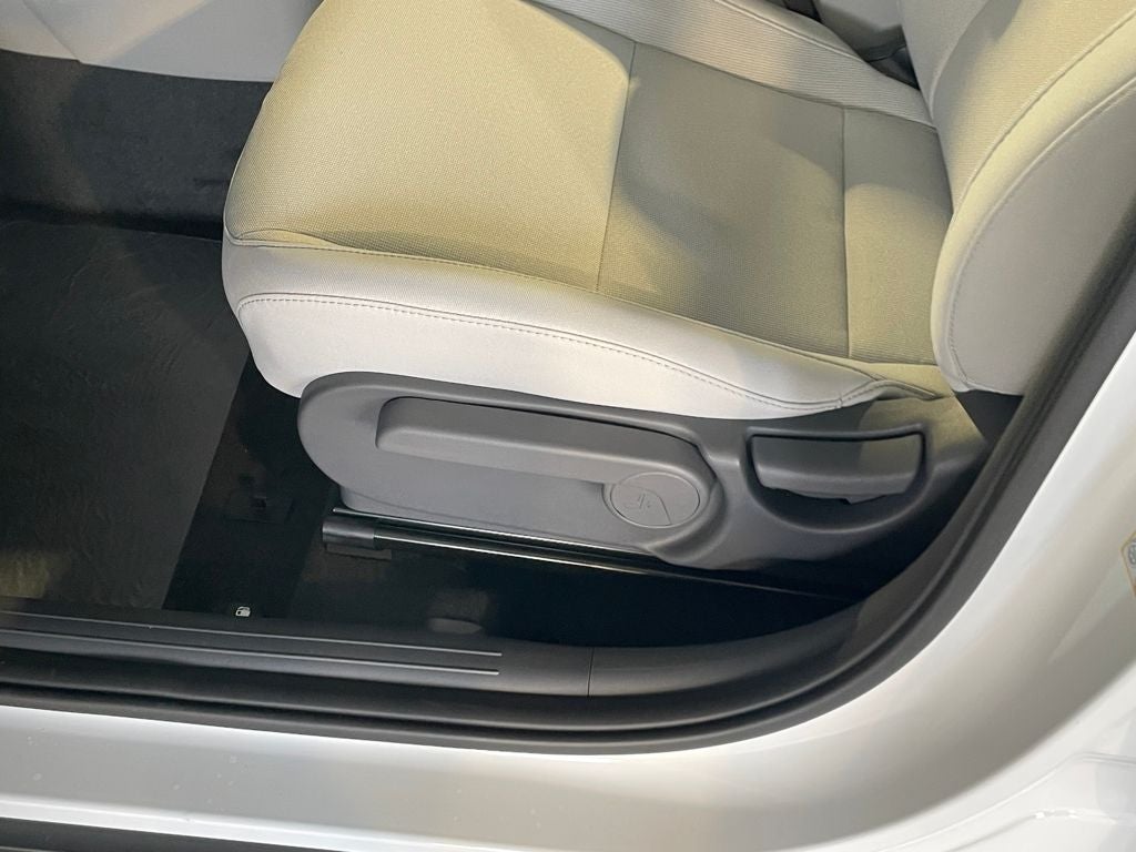 2026 Hyundai KONA SE AWD