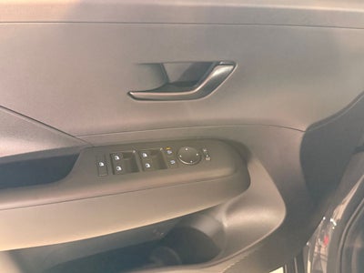 2027 Hyundai KONA SE AWD