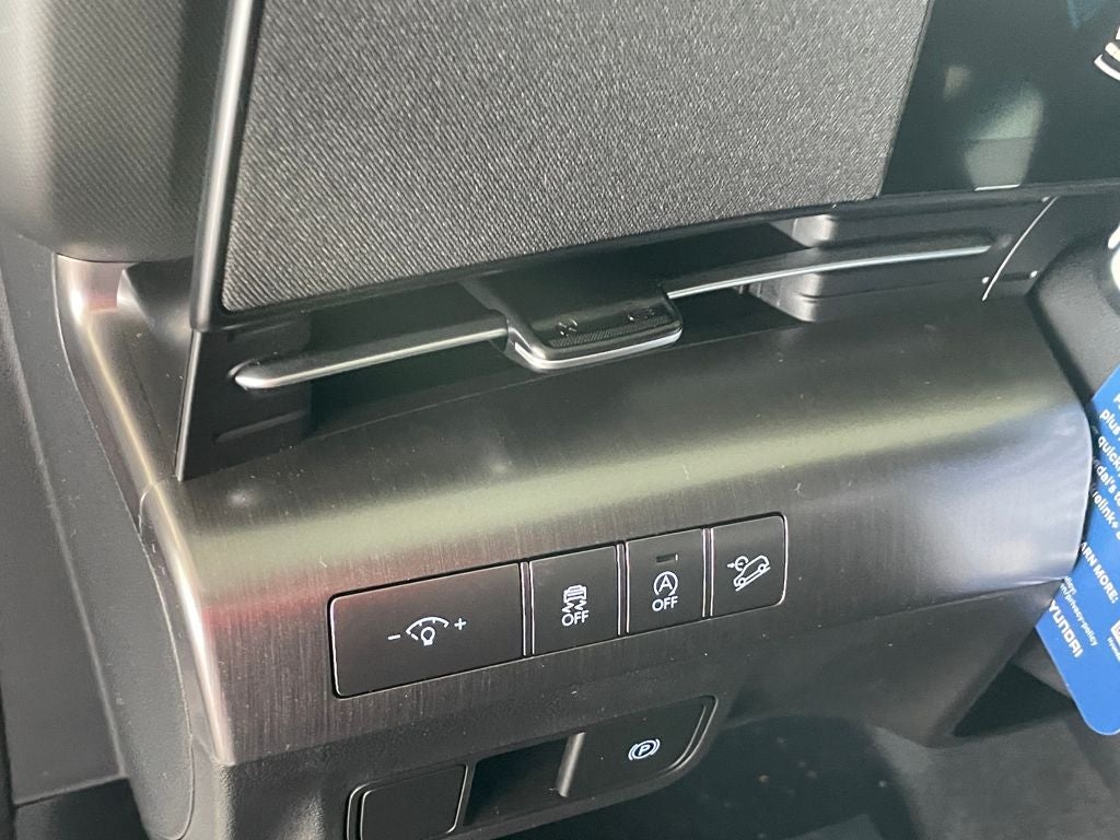 2026 Hyundai KONA SE AWD