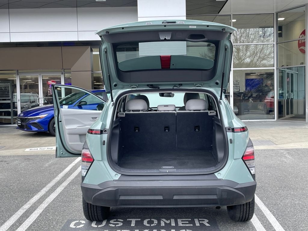 2025 Hyundai KONA SEL