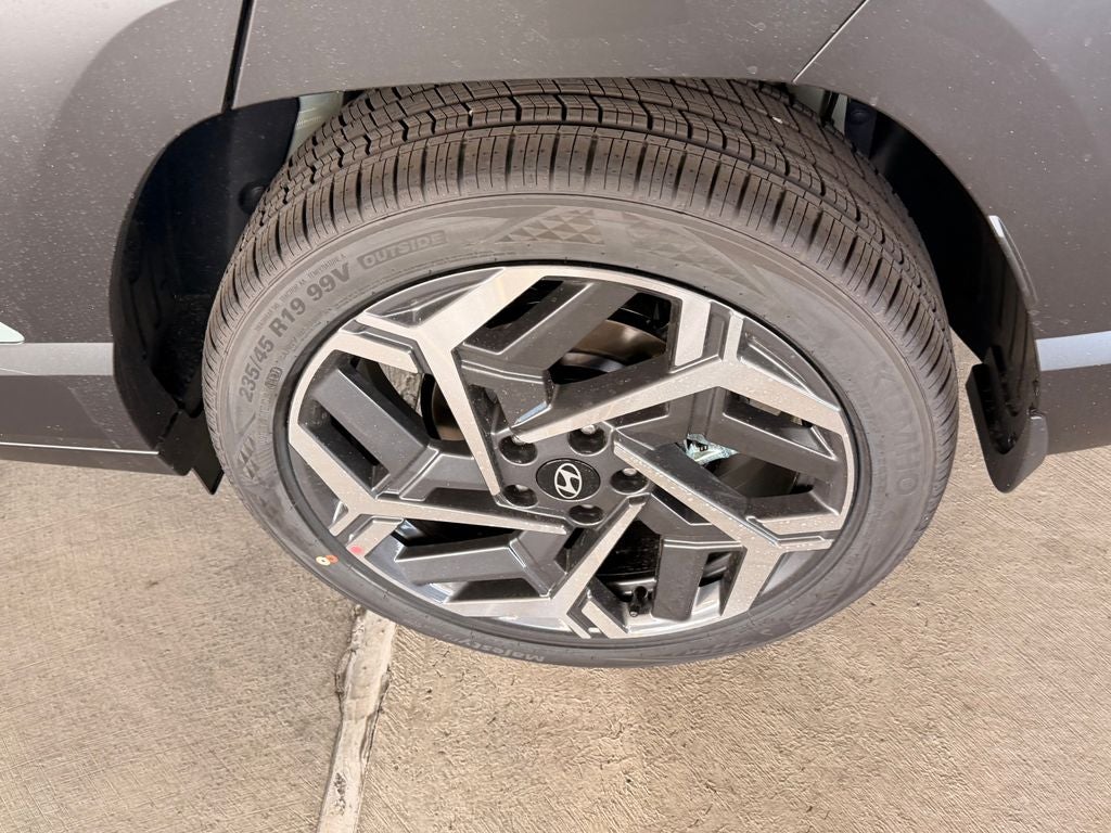 2026 Hyundai KONA SEL Premium FWD
