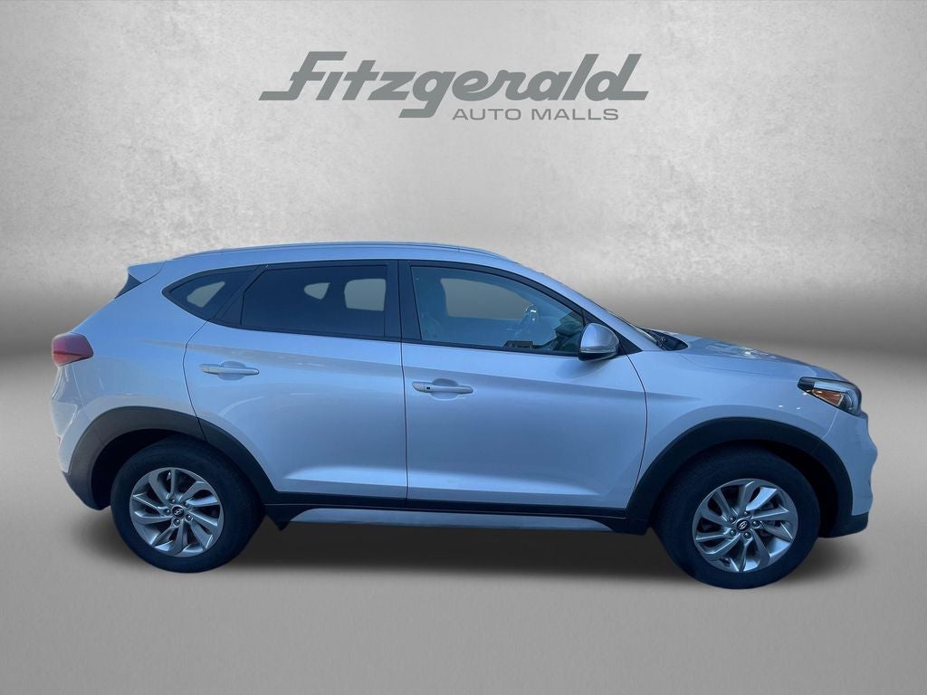 2017 Hyundai TUCSON SE Plus