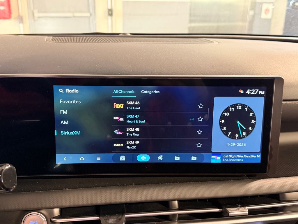 2026 Hyundai TUCSON HYBRID SEL AWD