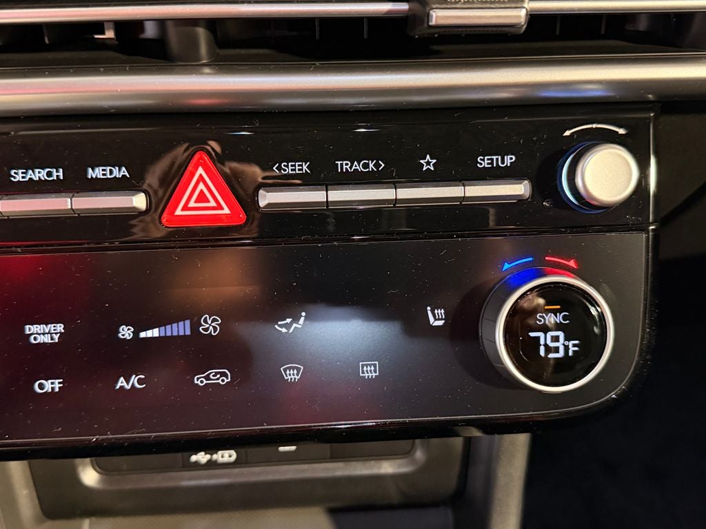 2026 Hyundai TUCSON HYBRID SEL AWD
