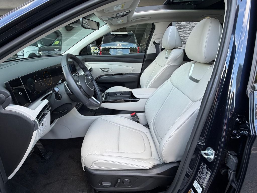 2025 Hyundai TUCSON HYBRID Limited