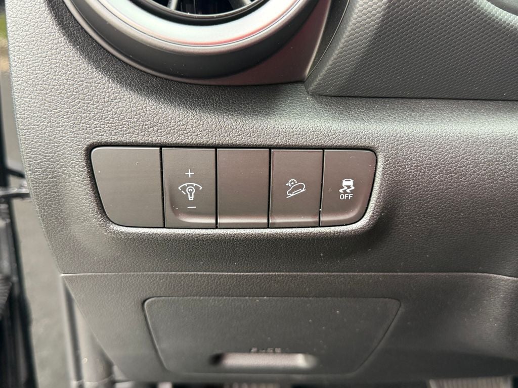 2023 Hyundai KONA Limited