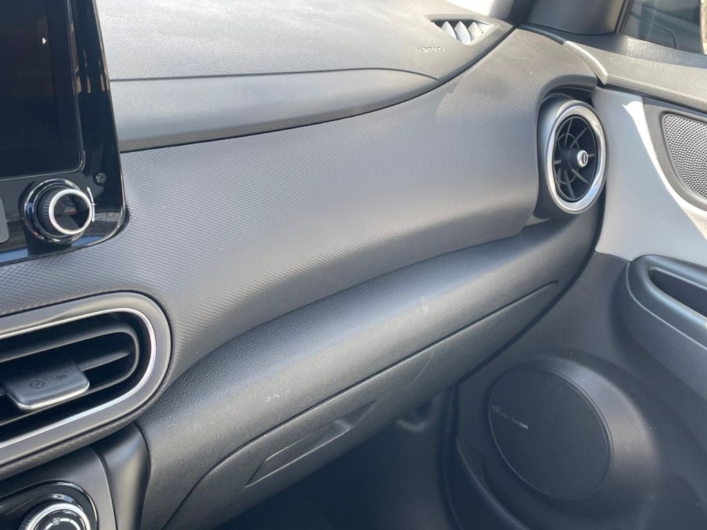 2022 Hyundai KONA Limited