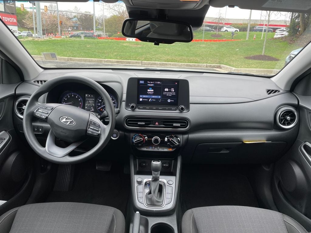 2022 Hyundai KONA SEL