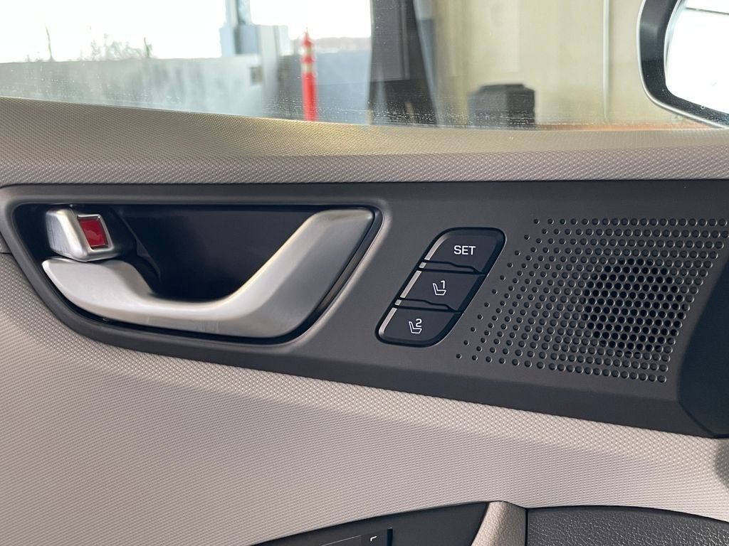 2019 Hyundai IONIQ PLUG-IN HYBRID Base