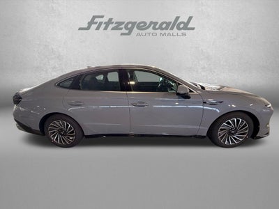 2026 Hyundai SONATA HYBRID SEL