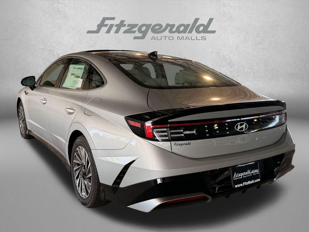2026 Hyundai SONATA HYBRID SEL