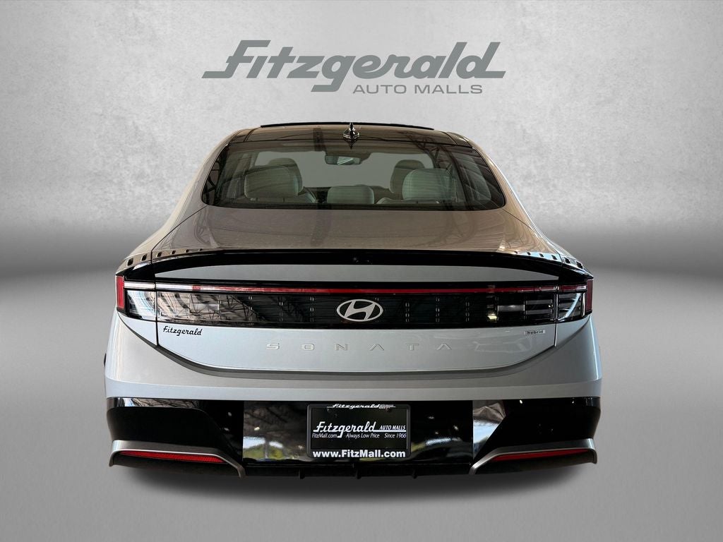 2026 Hyundai SONATA HYBRID SEL