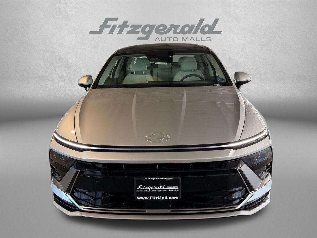 2026 Hyundai SONATA HYBRID SEL