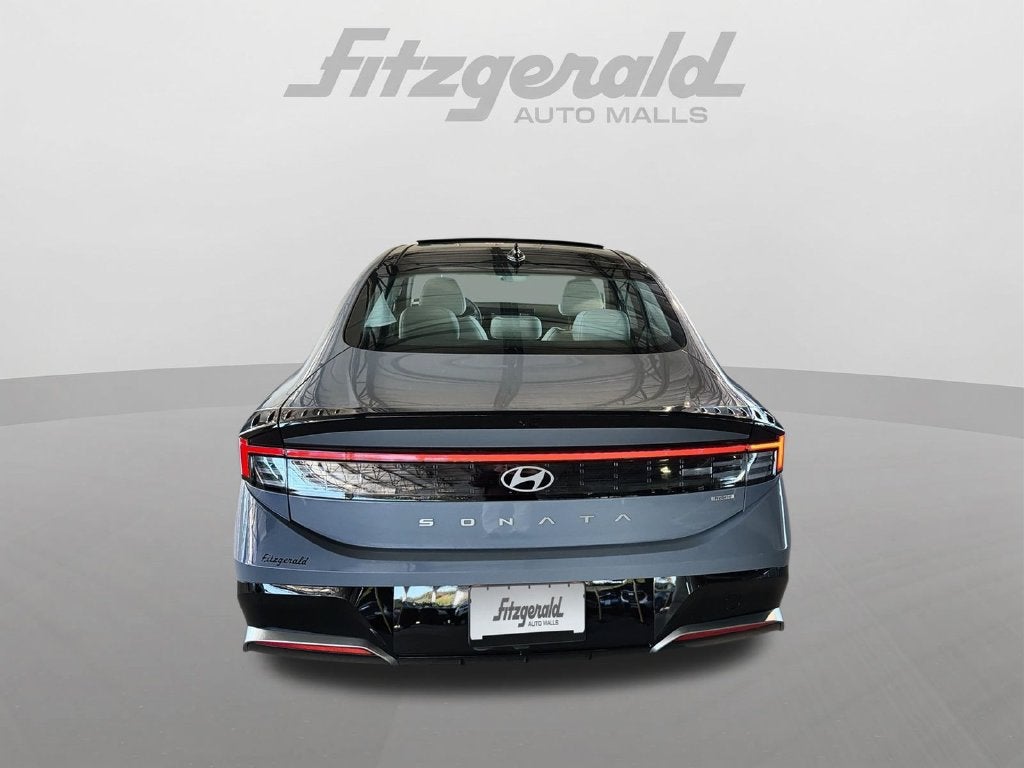2026 Hyundai SONATA HYBRID SEL