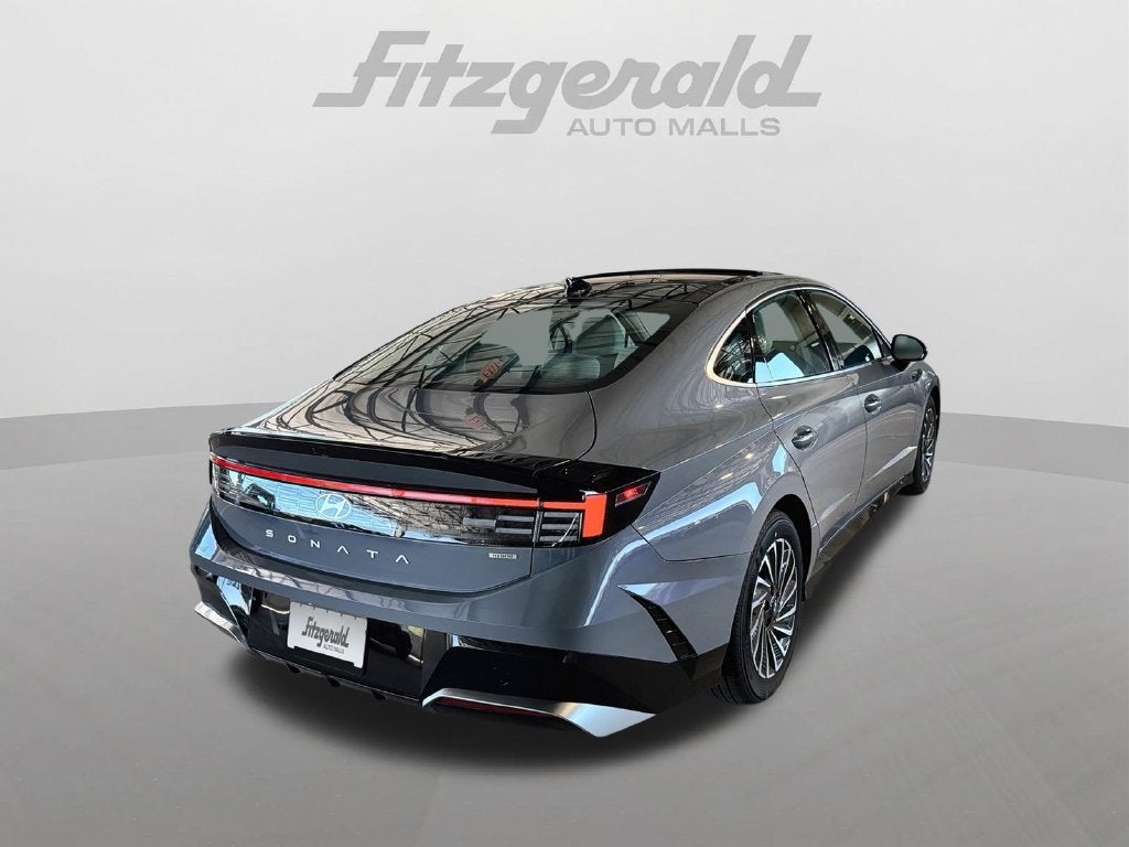 2026 Hyundai SONATA HYBRID SEL