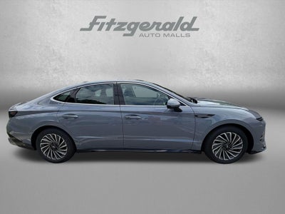 2026 Hyundai SONATA HYBRID SEL