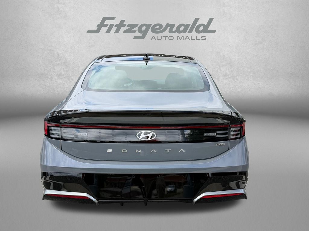 2026 Hyundai SONATA HYBRID SEL