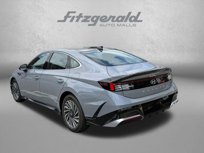 2026 Hyundai SONATA HYBRID SEL