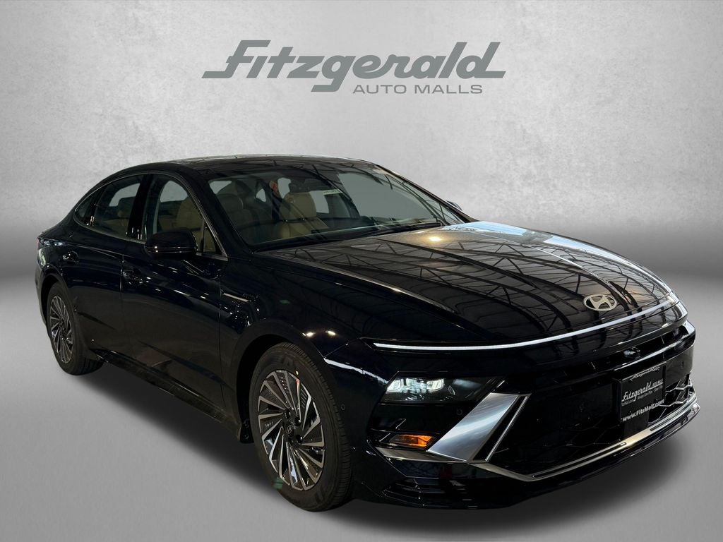 2026 Hyundai Sonata Limited's photo