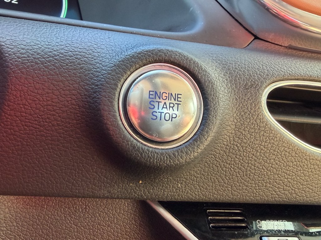 2023 Hyundai SONATA HYBRID Limited