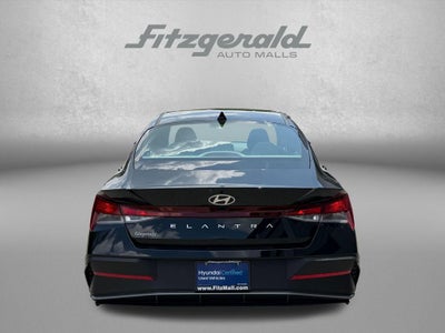 2024 Hyundai ELANTRA SE