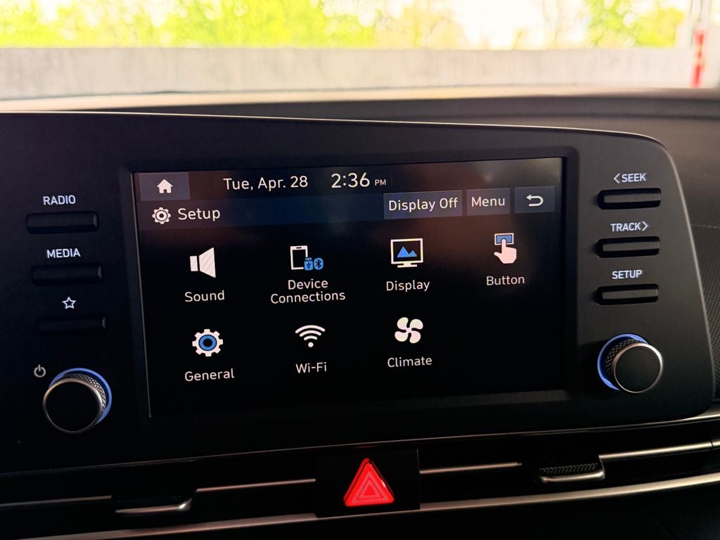 2026 Hyundai ELANTRA SE
